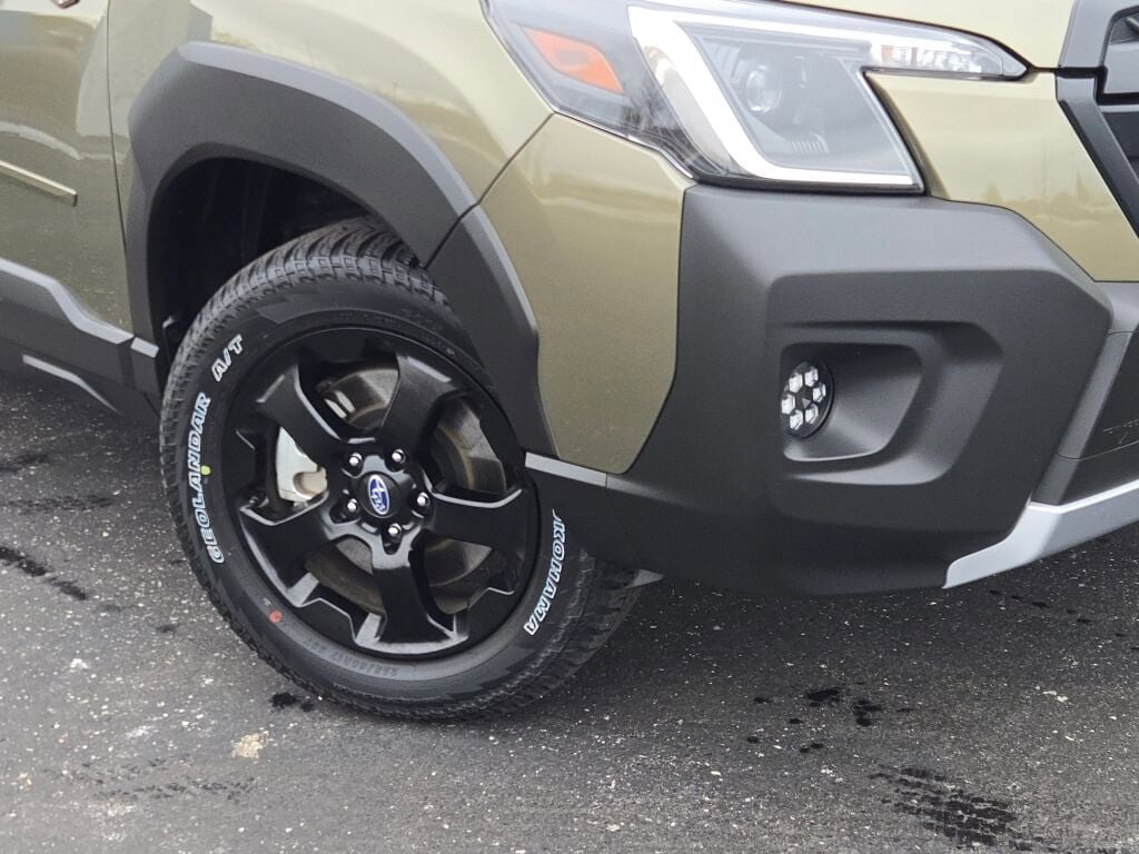 2025 SUBARU FORESTER - Image 3