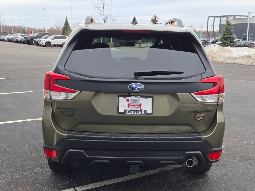 2025 SUBARU FORESTER - Image 12