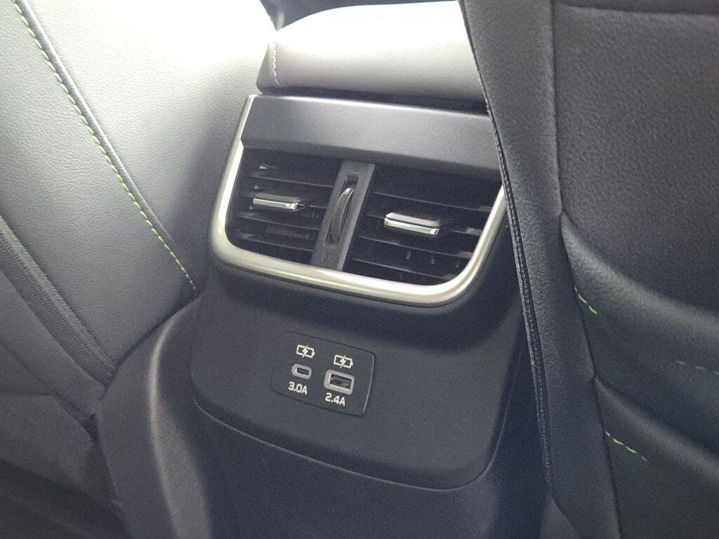 2023 SUBARU OUTBACK - Image 9