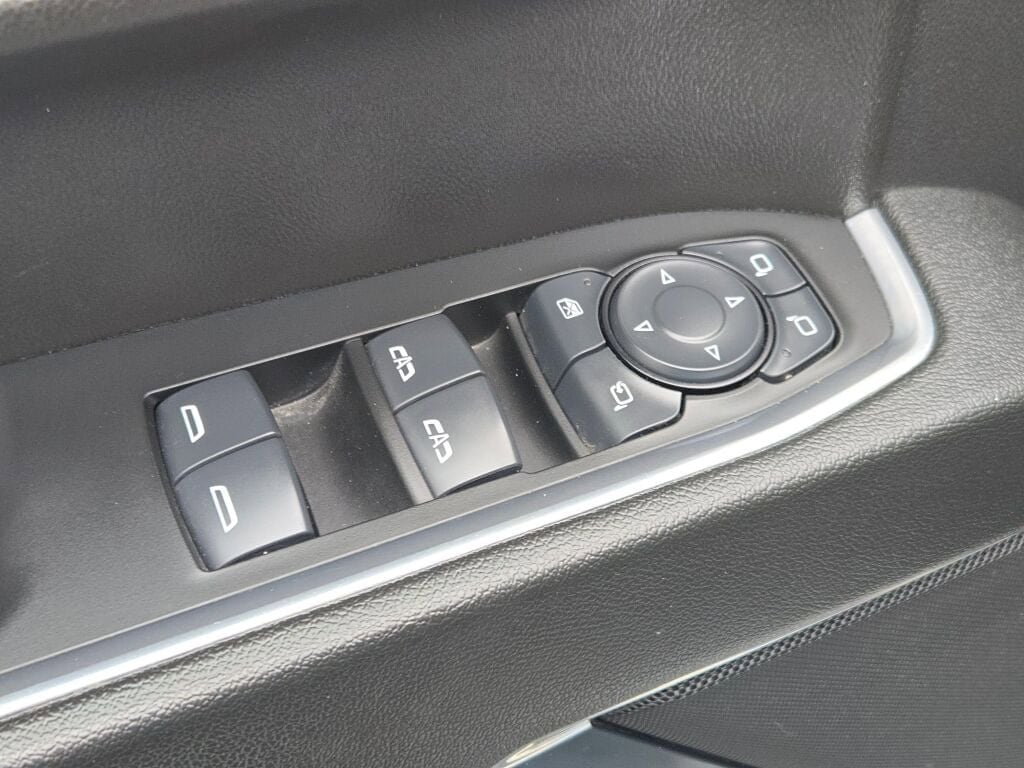 2024 GMC SIERRA - Image 18