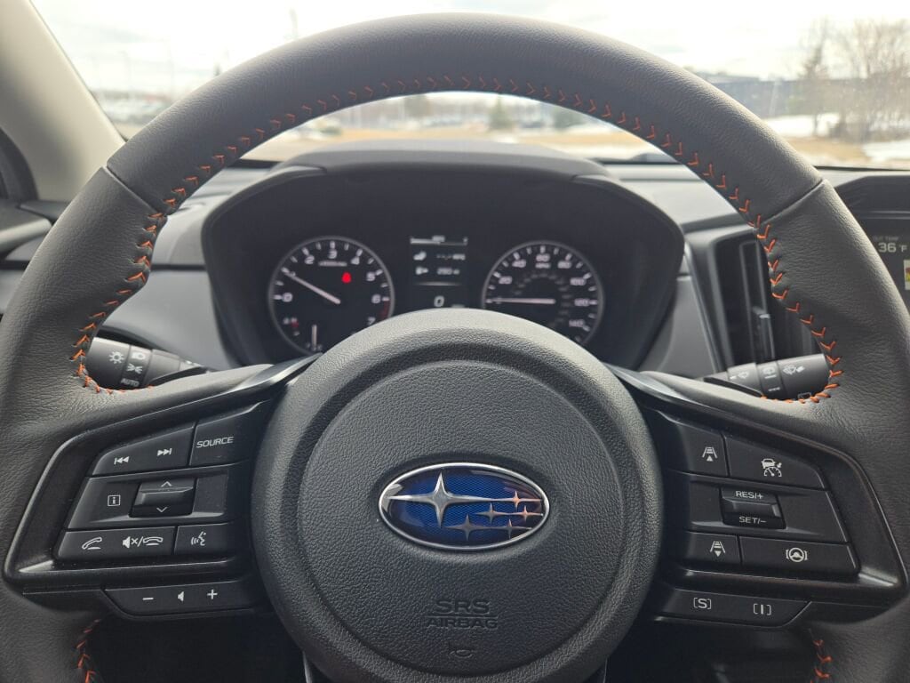 2025 SUBARU CROSSTREK - Image 34