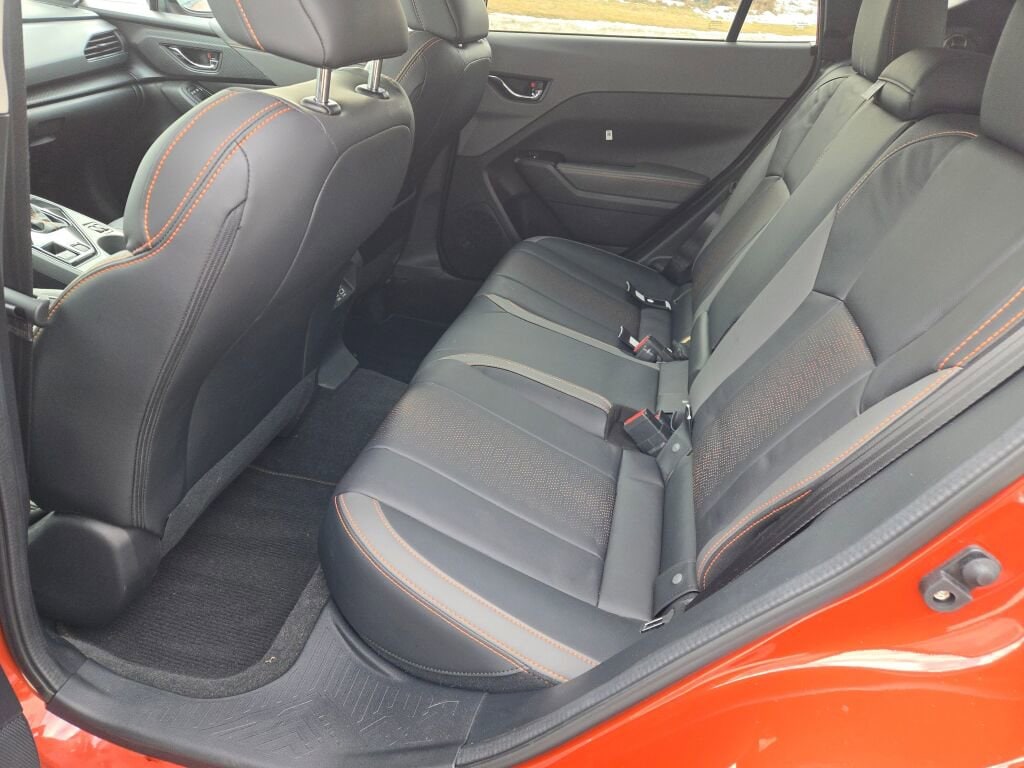 2025 SUBARU CROSSTREK - Image 17