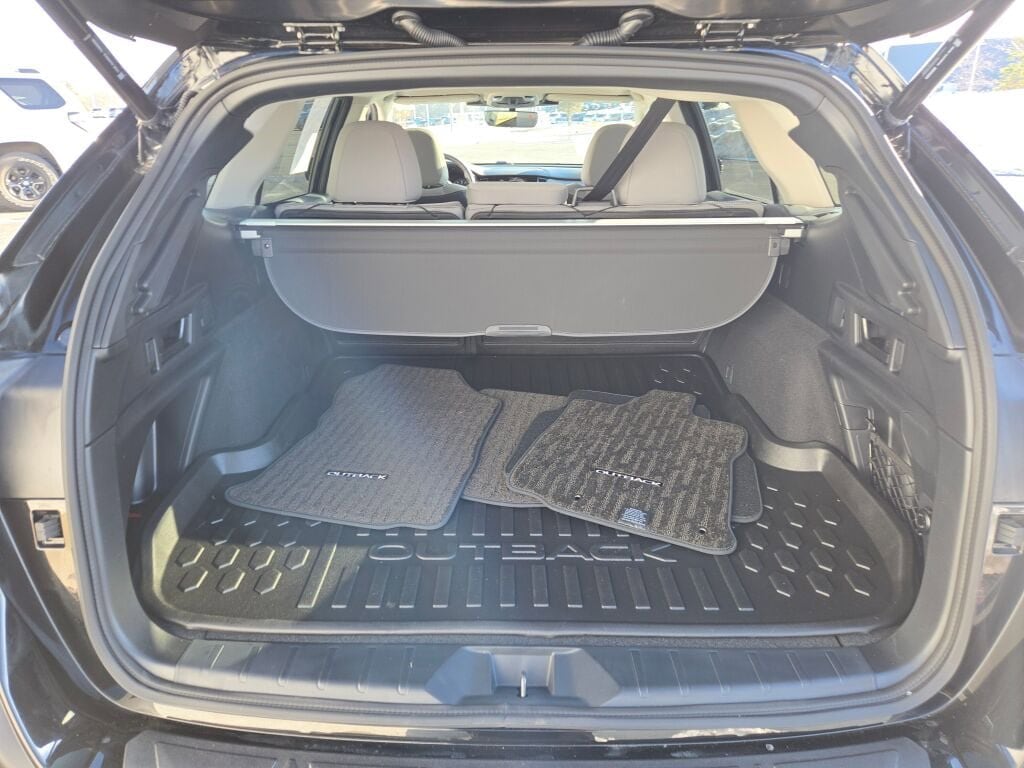 2025 SUBARU OUTBACK - Image 15