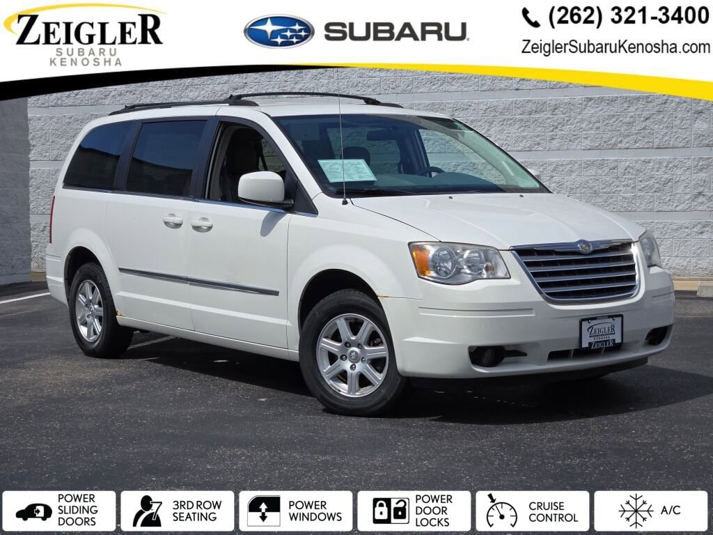 2010 Chrysler Town & Country Touring