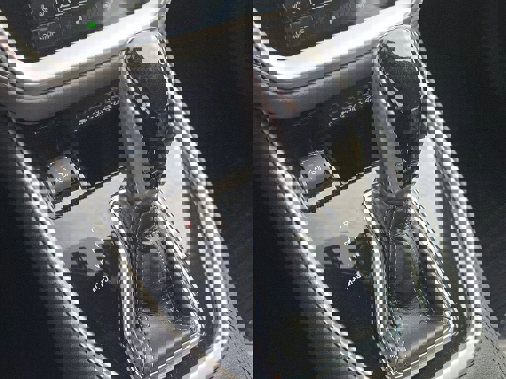 2025 SUBARU LEGACY - Image 27