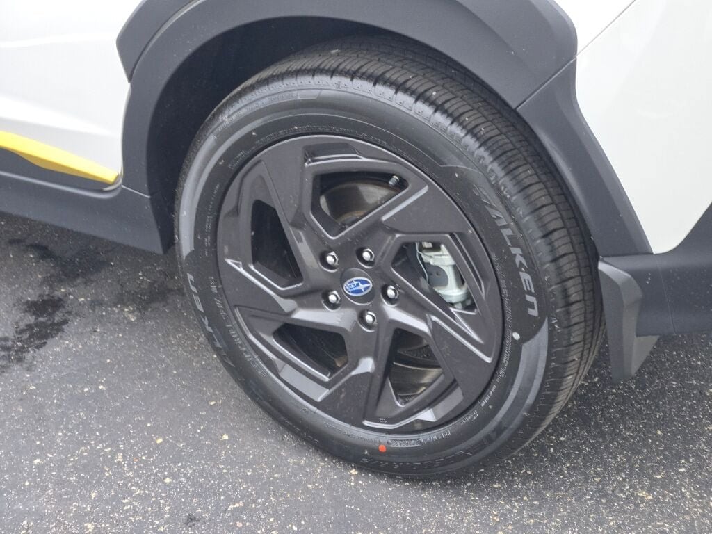 2025 SUBARU CROSSTREK - Image 15