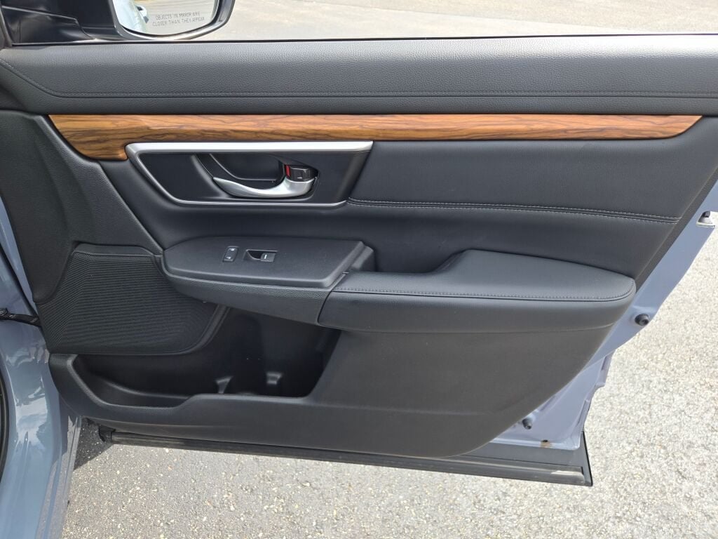 2021 Honda CR-V Touring - Photo 6