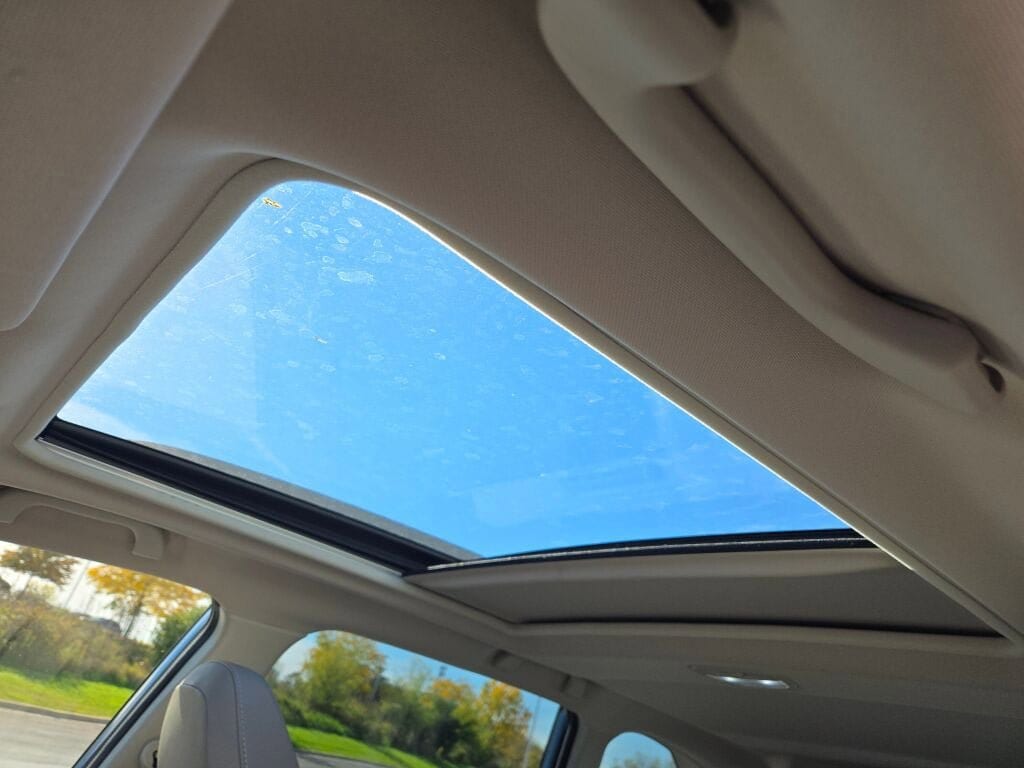 2023 SUBARU FORESTER - Image 23