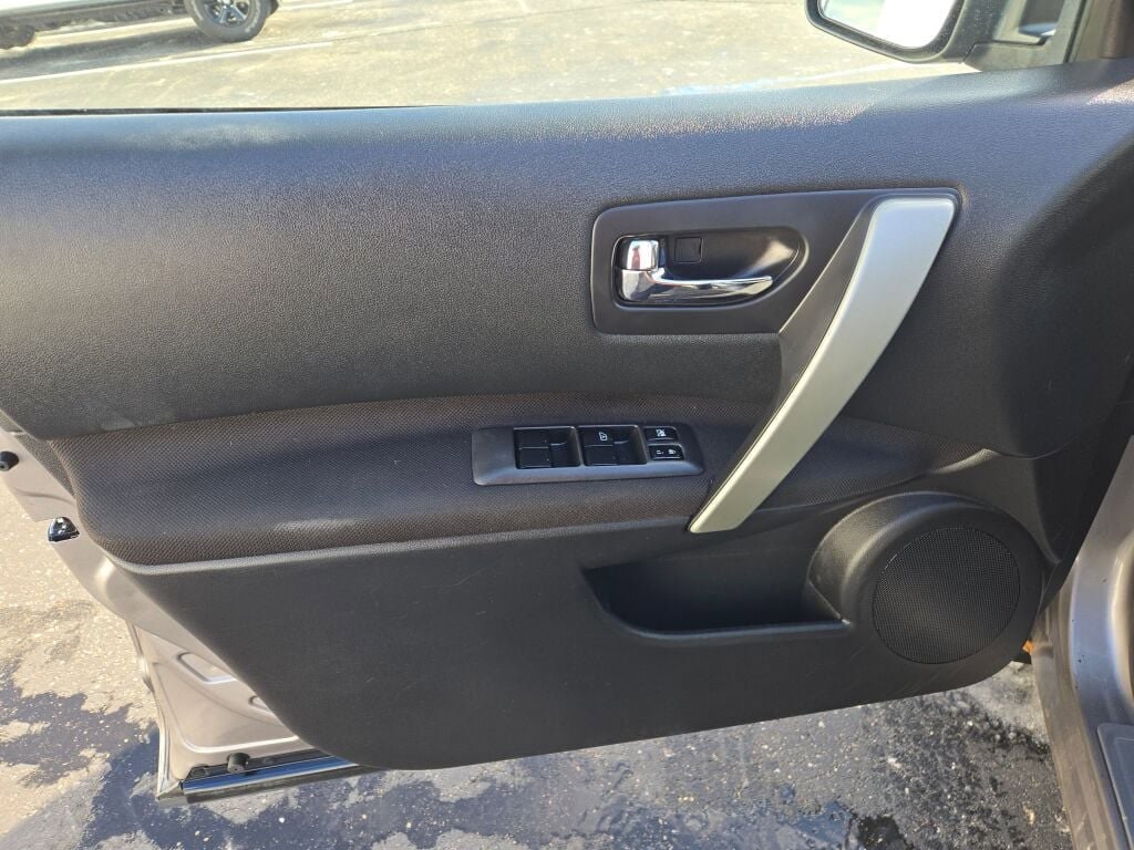 2013 NISSAN ROGUE - Image 17