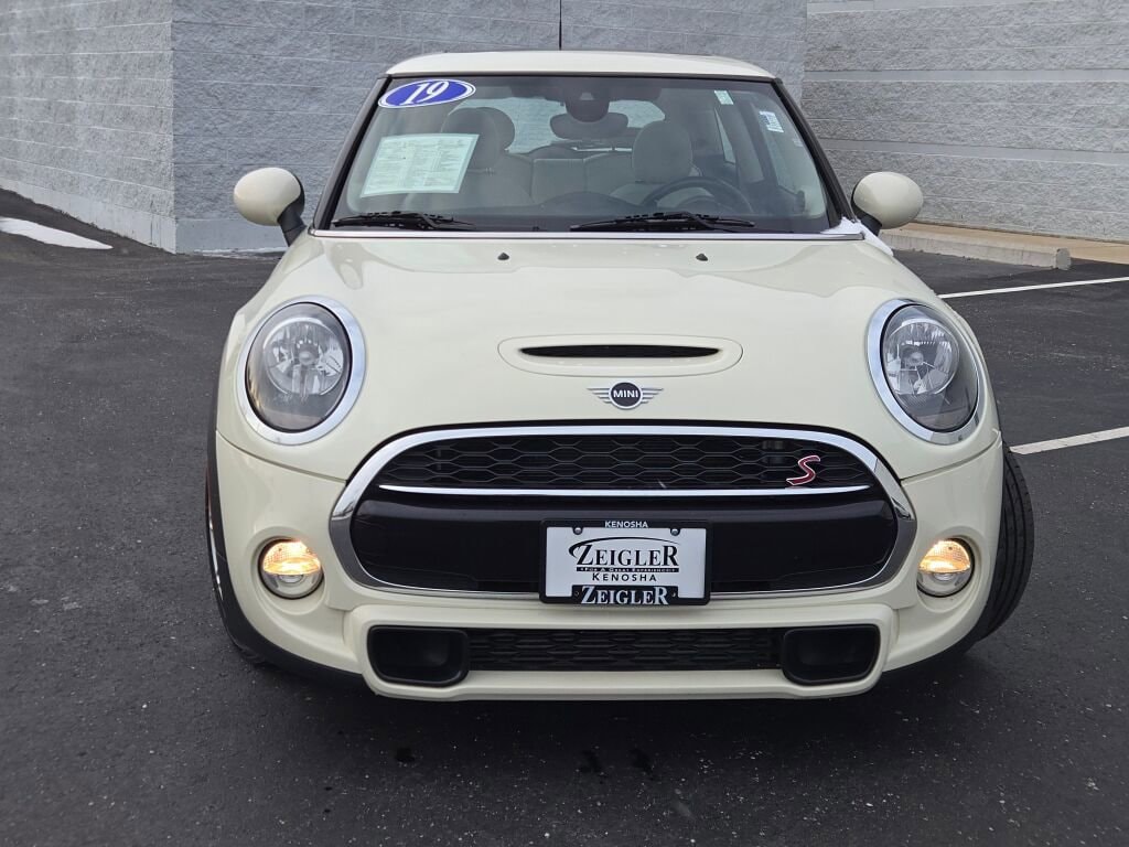 2019 MINI HARDTOP - Image 4