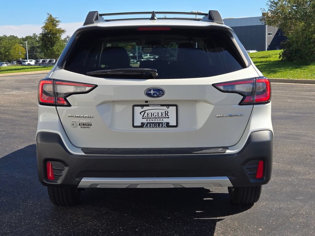 2020 Subaru Outback Limited - Photo 12