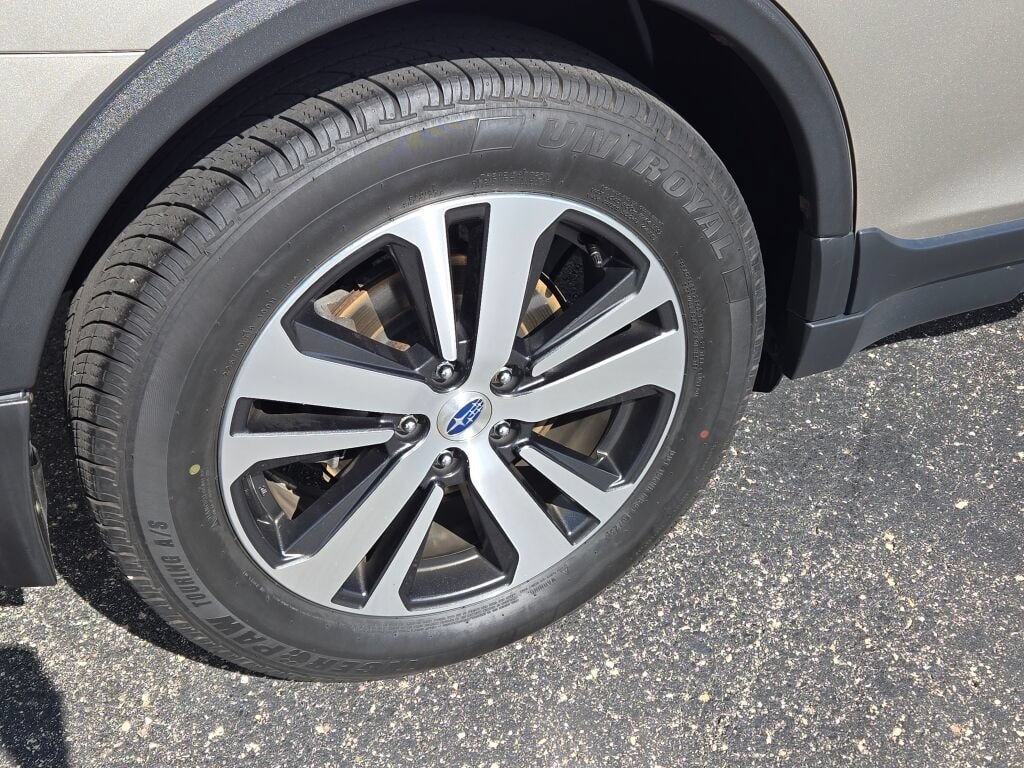 2019 Subaru Outback Limited - Photo 10