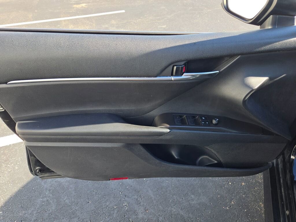 2021 TOYOTA CAMRY - Image 17