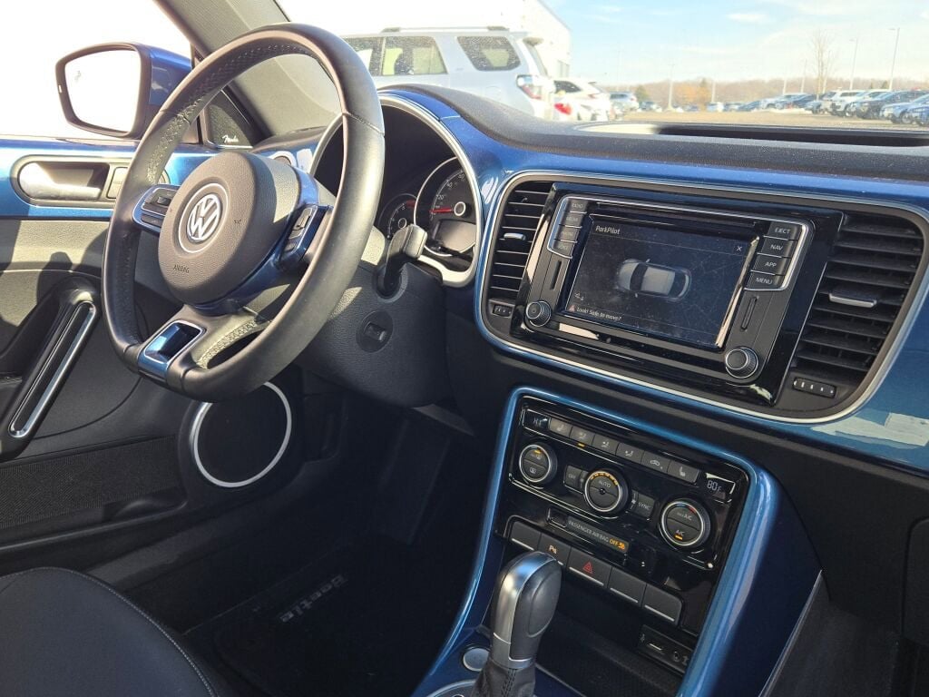 2018 VOLKSWAGEN BEETLE - Image 6