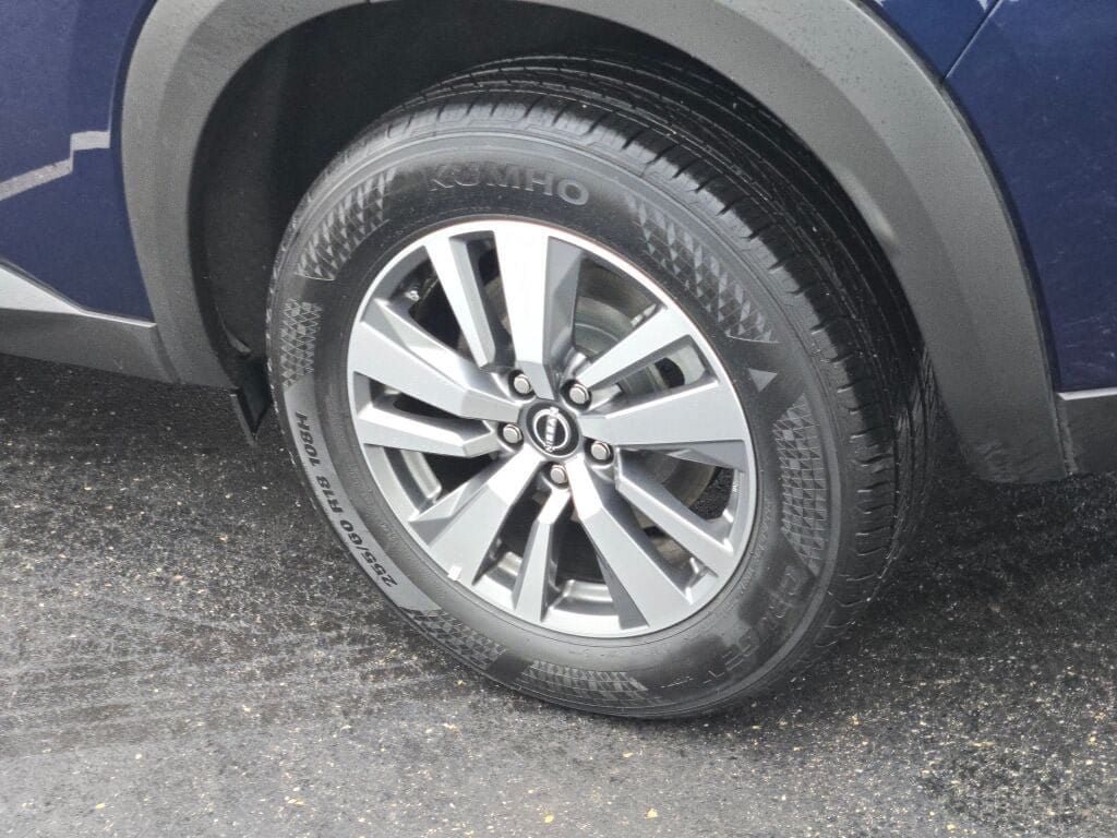 2025 Nissan Pathfinder SL - Photo 15