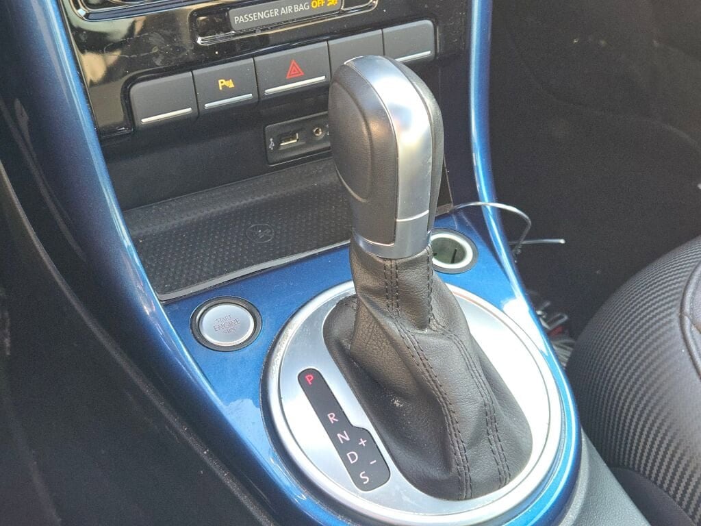 2018 VOLKSWAGEN BEETLE - Image 18