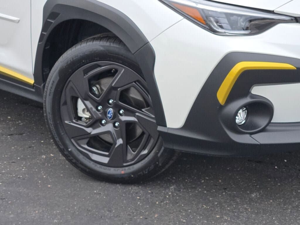 2025 SUBARU CROSSTREK - Image 3