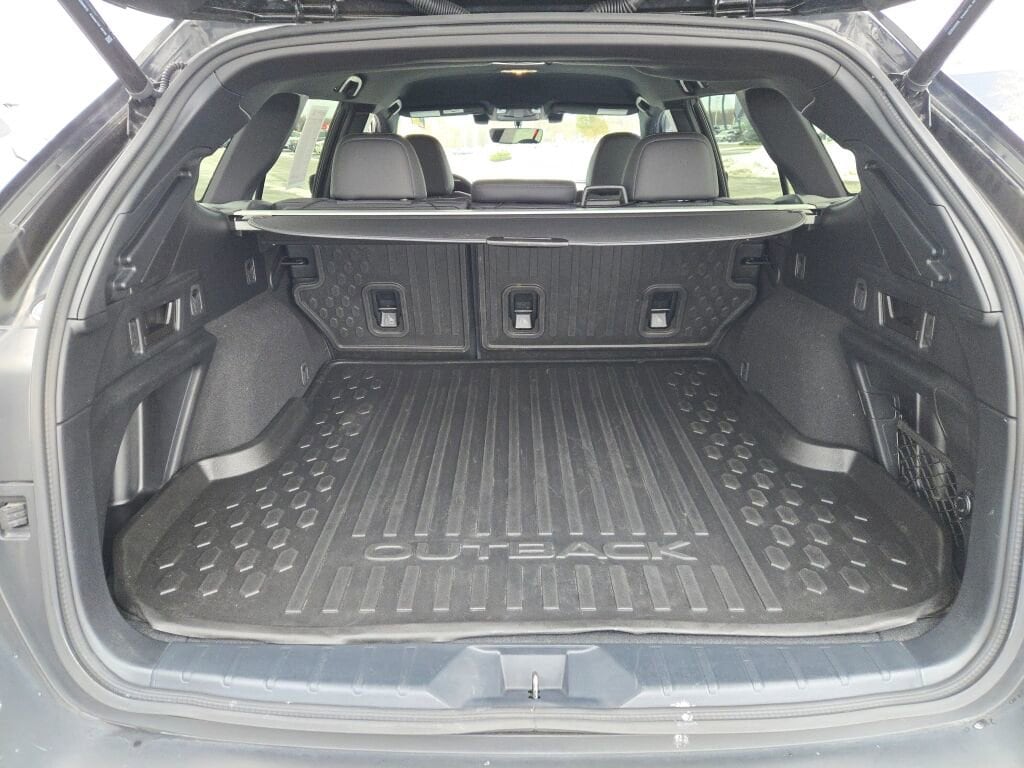 2022 SUBARU OUTBACK - Image 16