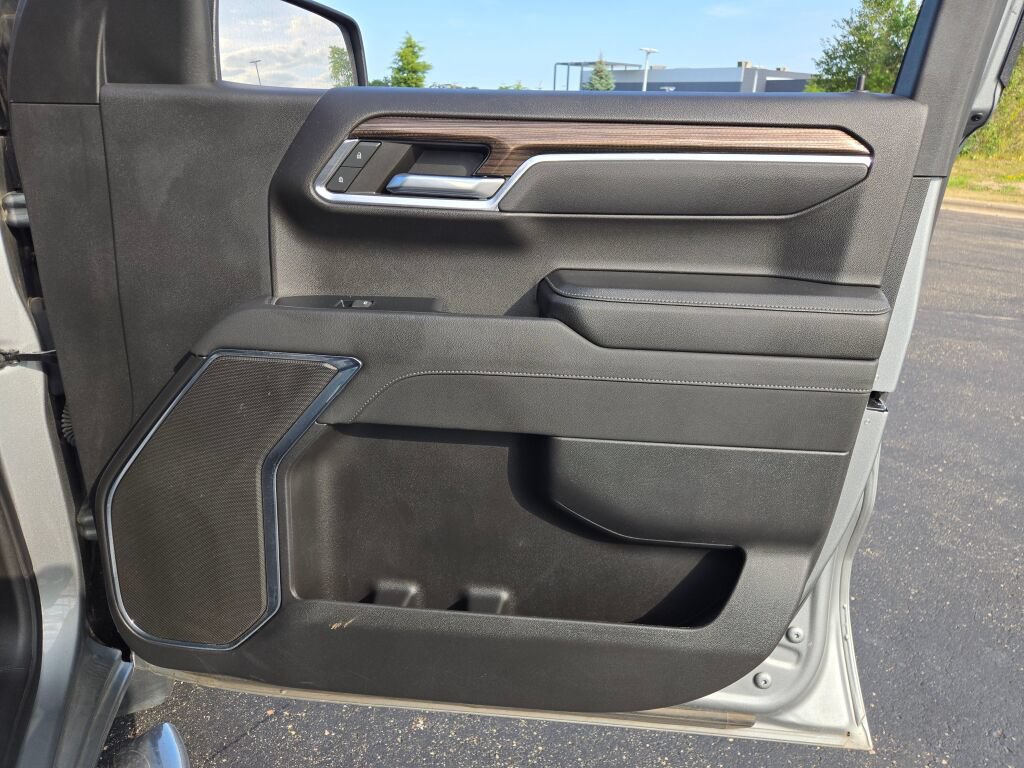 2023 Chevrolet Silverado 1500 LT - Photo 6
