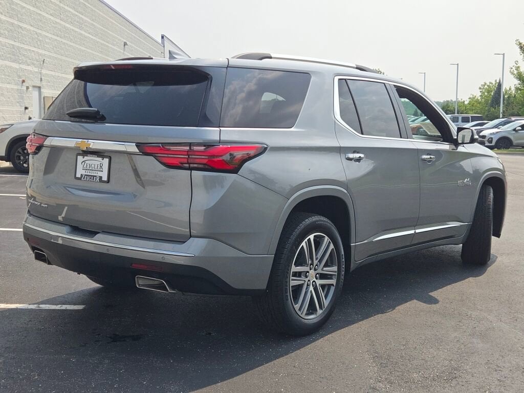 2023 CHEVROLET TRAVERSE - Image 13