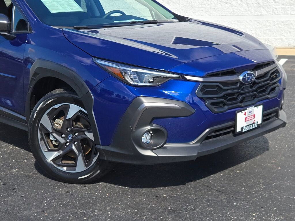 2025 Subaru Crosstrek Limited photo 2