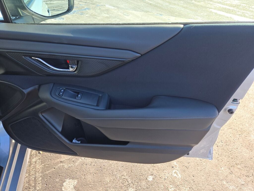 2023 SUBARU LEGACY - Image 5