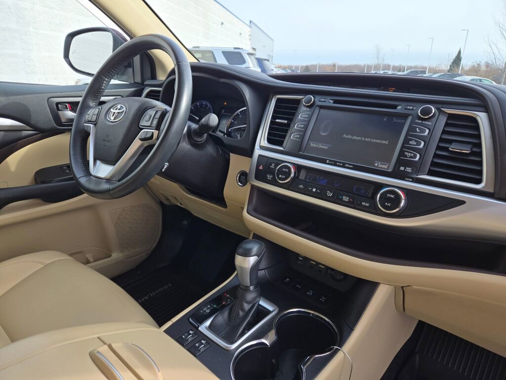 2019 TOYOTA HIGHLANDER - Image 8