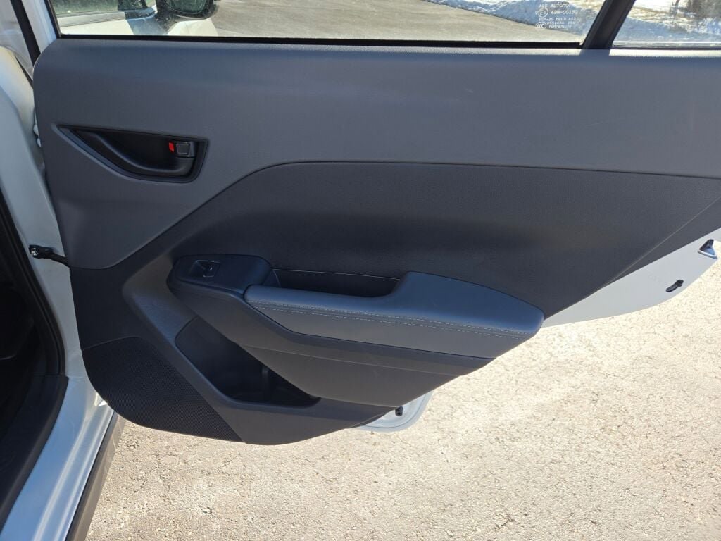 2024 SUBARU CROSSTREK - Image 8