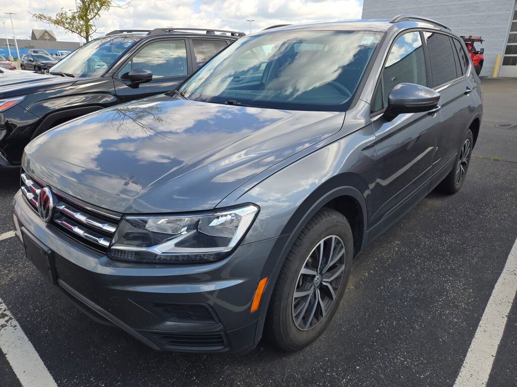 2021 Volkswagen Tiguan S photo 2