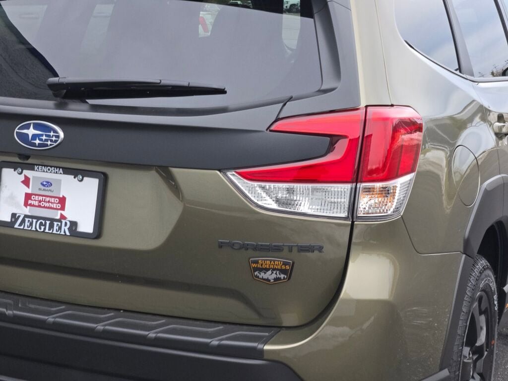 2025 SUBARU FORESTER - Image 11