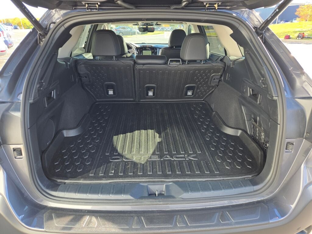 2025 SUBARU OUTBACK - Image 15