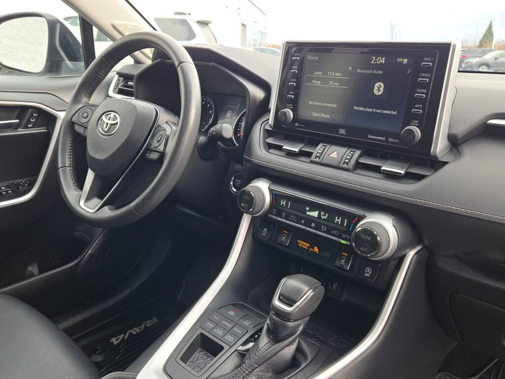 2020 TOYOTA RAV4 - Image 6