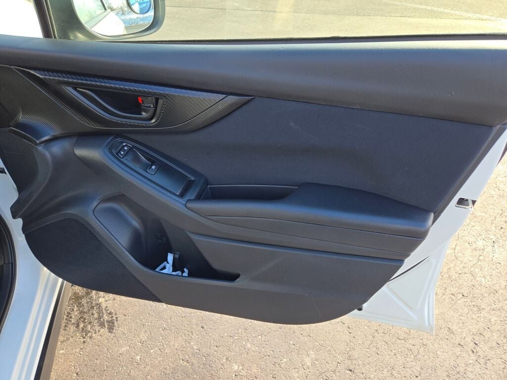 2022 SUBARU CROSSTREK - Image 5