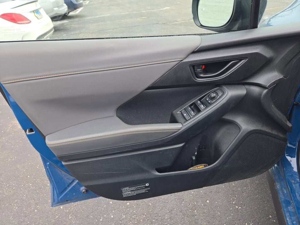 2024 SUBARU CROSSTREK - Image 11