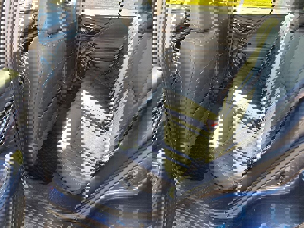 2022 SUBARU OUTBACK - Image 18