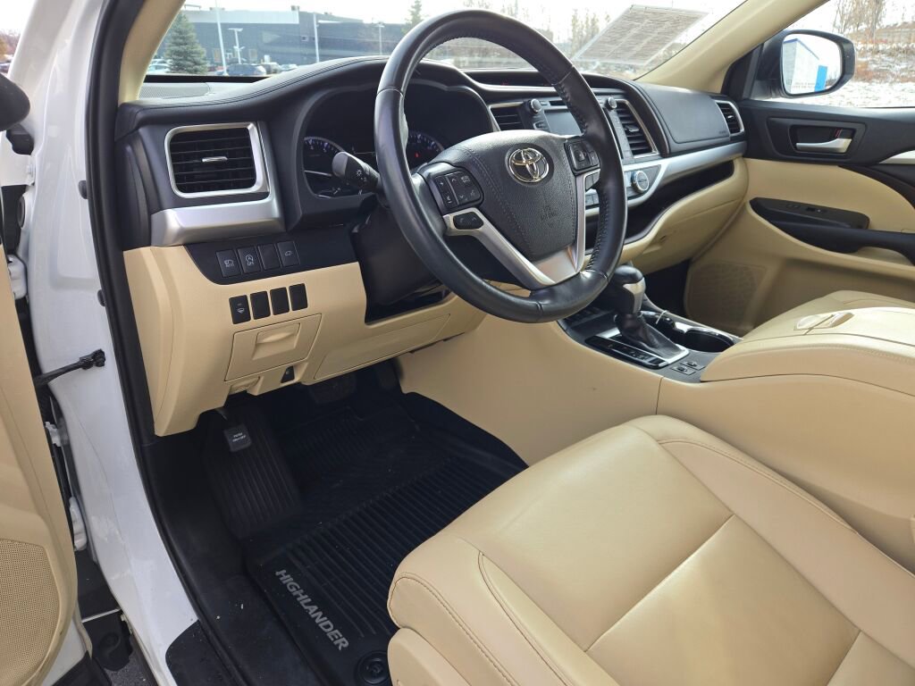 2019 TOYOTA HIGHLANDER - Image 23