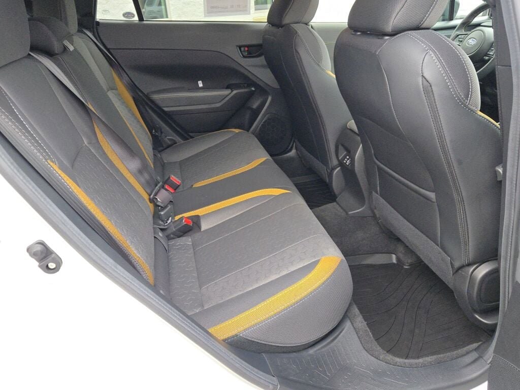 2025 SUBARU CROSSTREK - Image 10