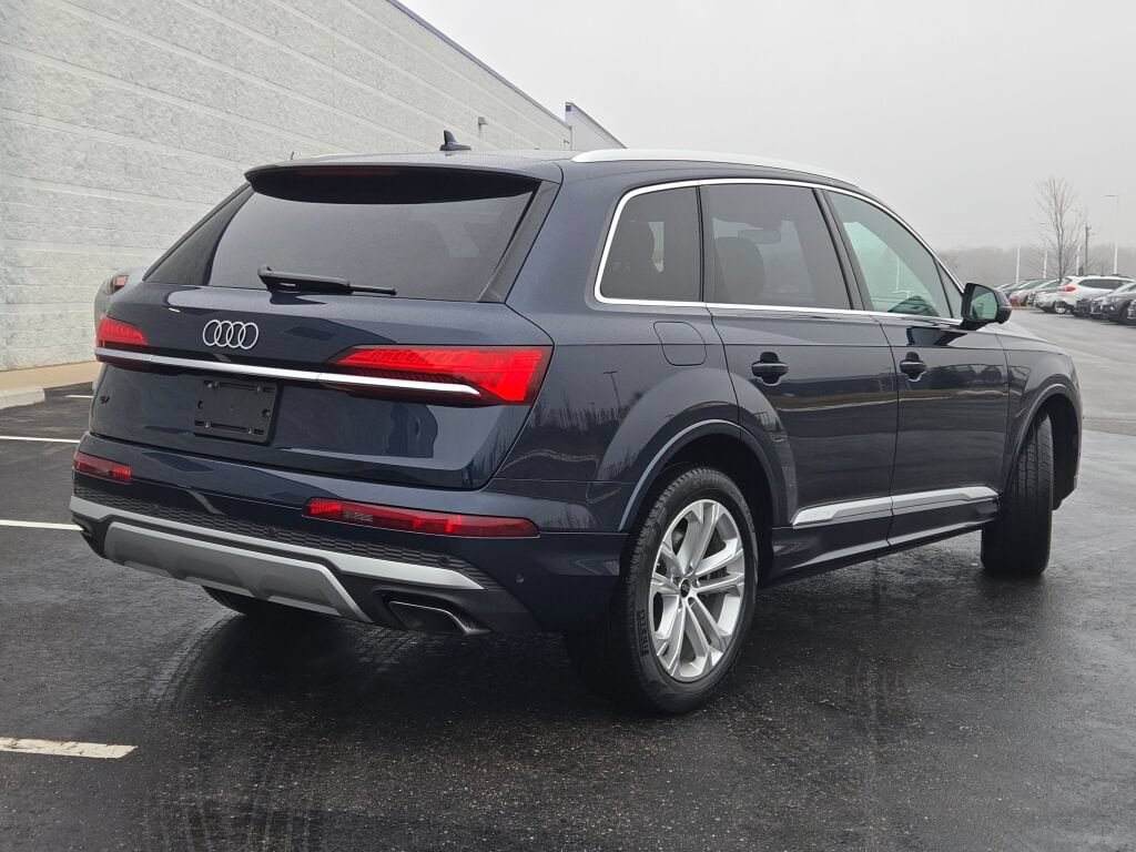 2025 Audi Q7 Premium Plus - Photo 11