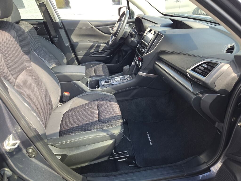 2022 SUBARU FORESTER - Image 6
