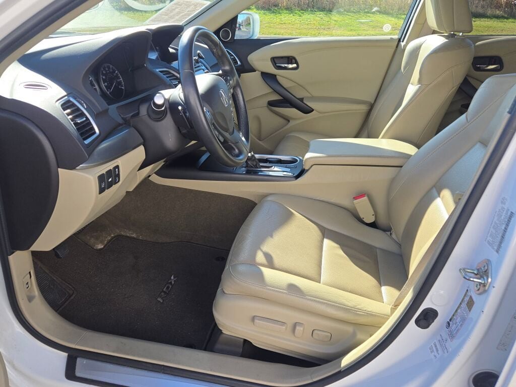 2016 ACURA RDX - Image 23