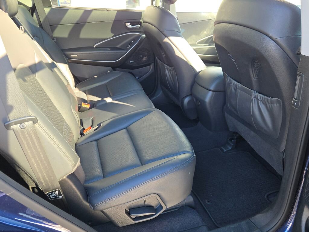 2017 HYUNDAI SANTA FE - Image 9