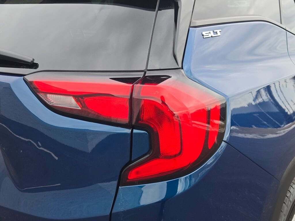 2021 GMC TERRAIN - Image 12