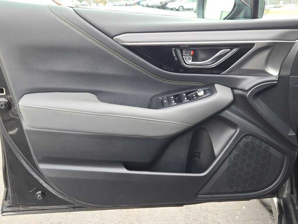 2023 SUBARU OUTBACK - Image 19