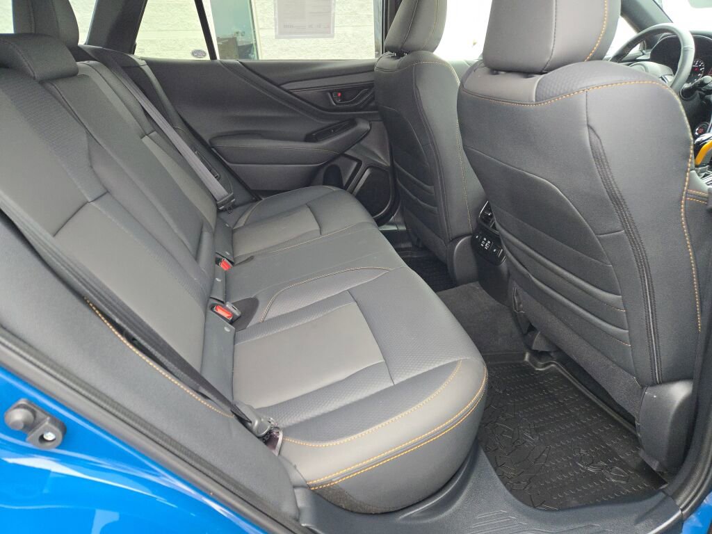 2025 SUBARU OUTBACK - Image 9