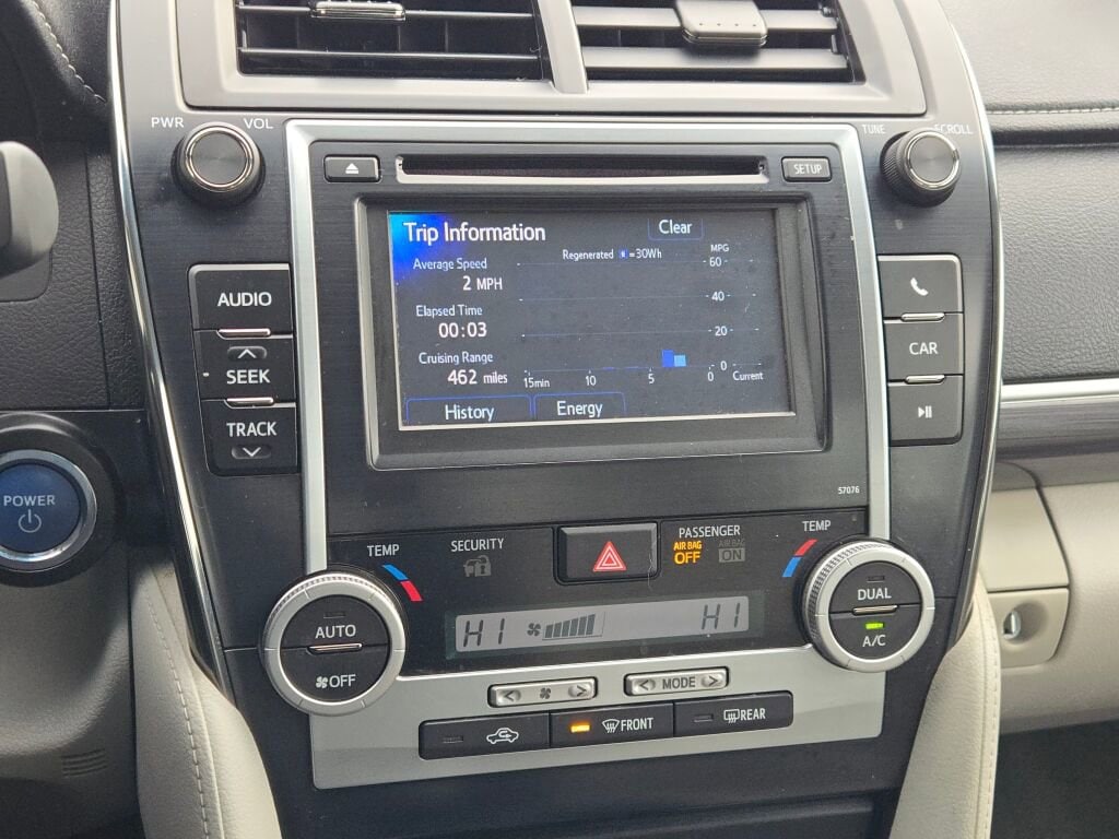 2014 TOYOTA CAMRY - Image 20