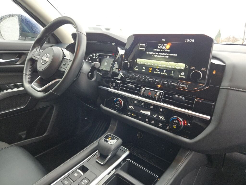2025 Nissan Pathfinder SL - Photo 7