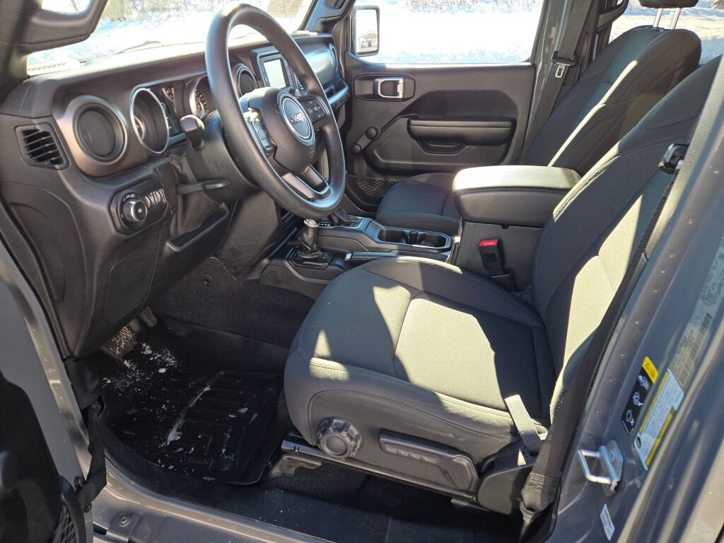 2021 JEEP WRANGLER - Image 21