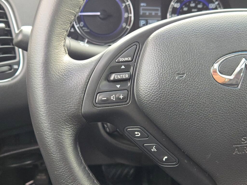 2017 INFINITI QX50 - Image 28