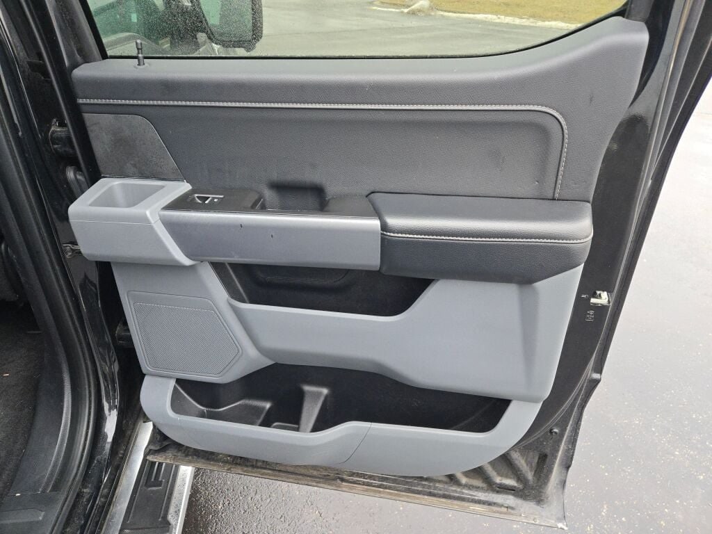 2024 Ford F-150 XLT - Photo 9