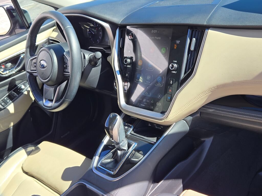 2020 Subaru Outback Limited - Photo 6